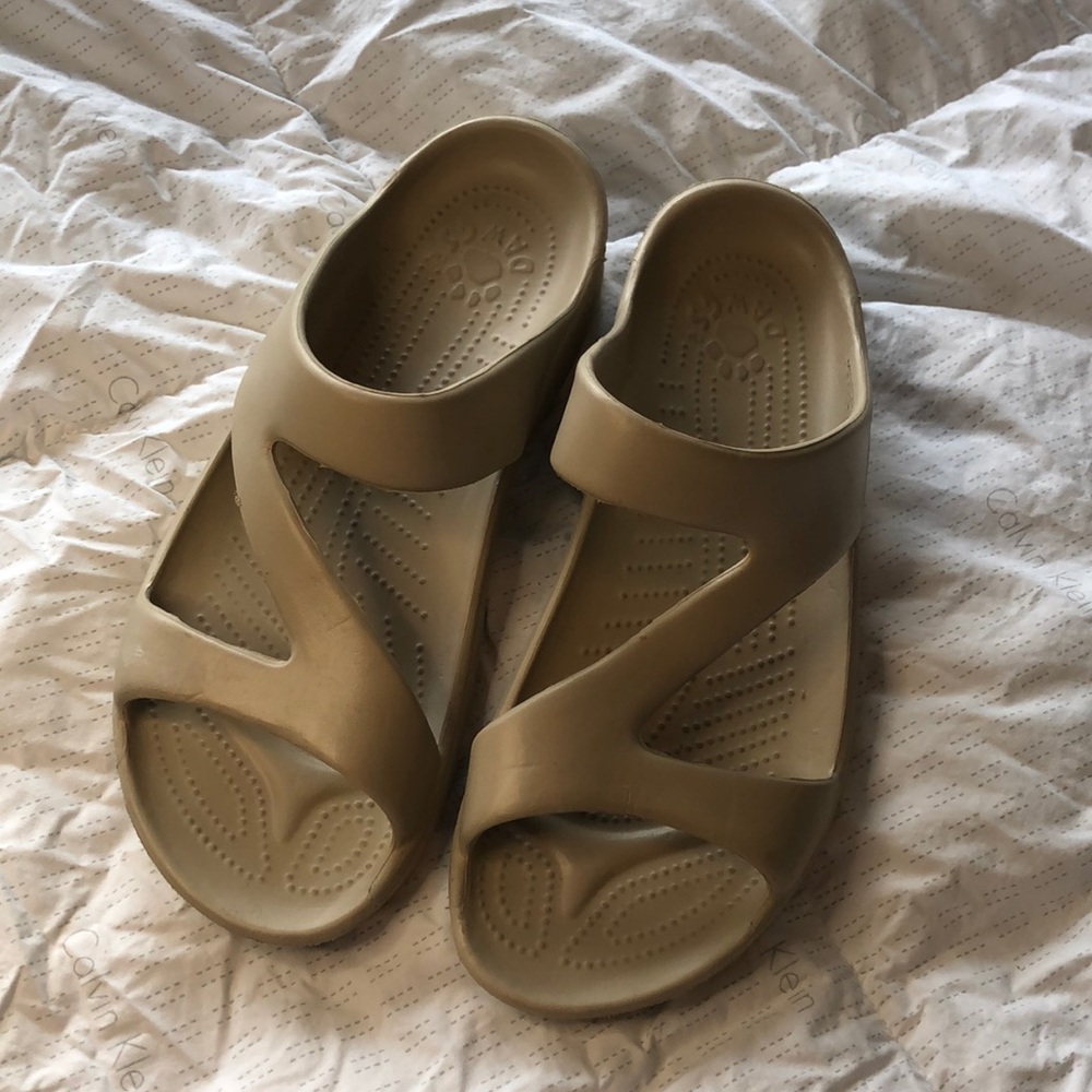 Taupe Dawgs Sandals
